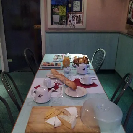 Restaurant De L'isle 酒店 代地区蒙蒂耶